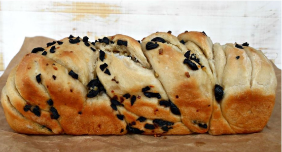 Pan de Aceitunas y Ajo